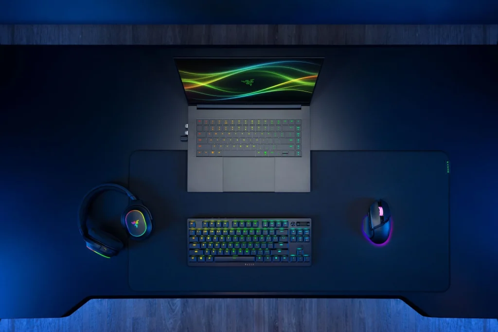 Razer Blade 16 teknik özellikler 2026
