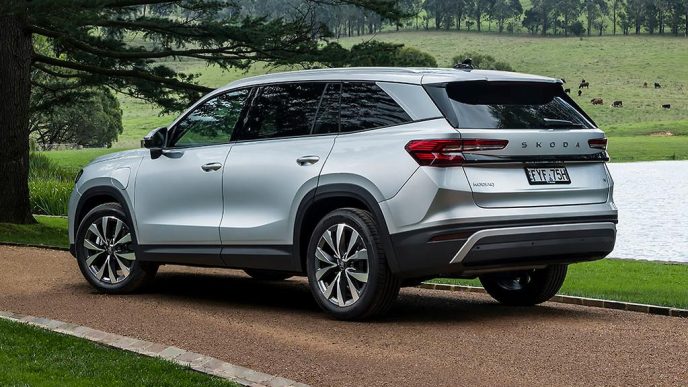 Skoda Kodiaq Plug-in Hybrid elektrikli araba incelemesi 2026