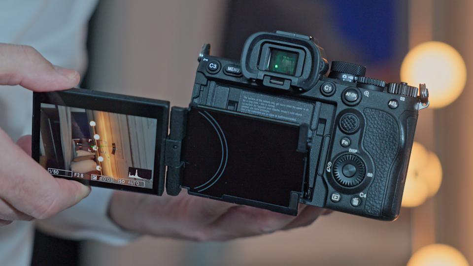 Sony A7 V teknik özellikler