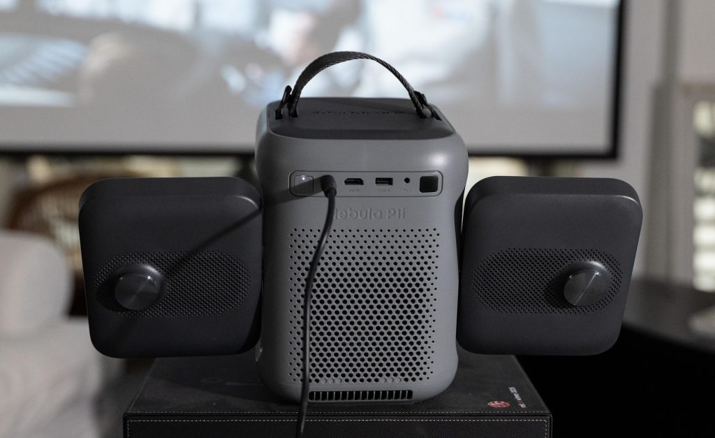 Soundcore Nebula P1i