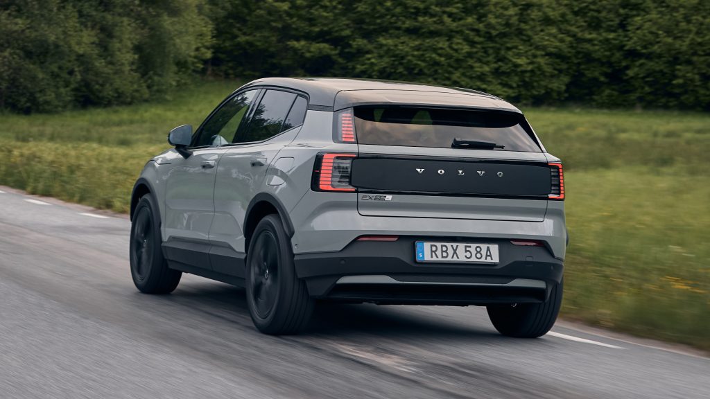 Volvo EX30 Cross Country