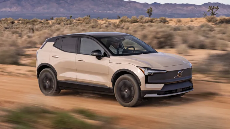 Volvo EX30 Cross Country