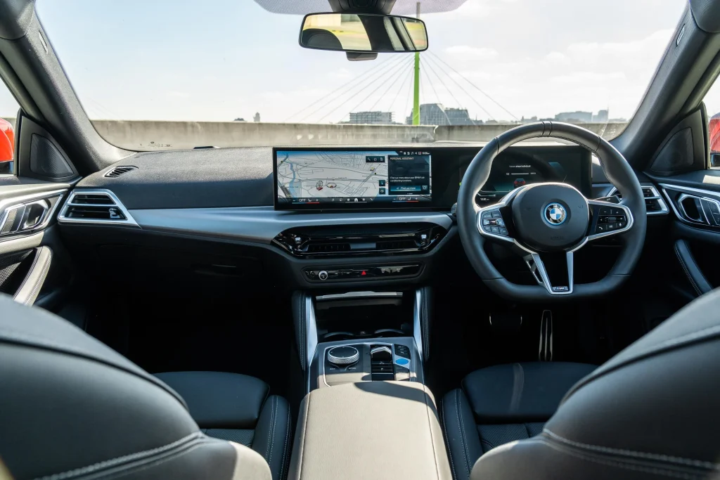 BMW i4 Elektrikli Sedan 2026 