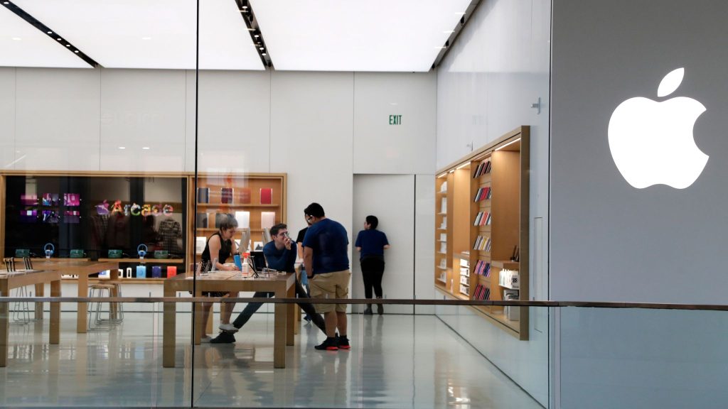 Apple 