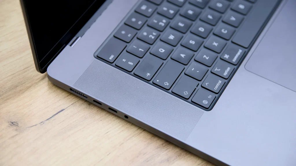 Apple MacBook Pro 16 M5 Pro