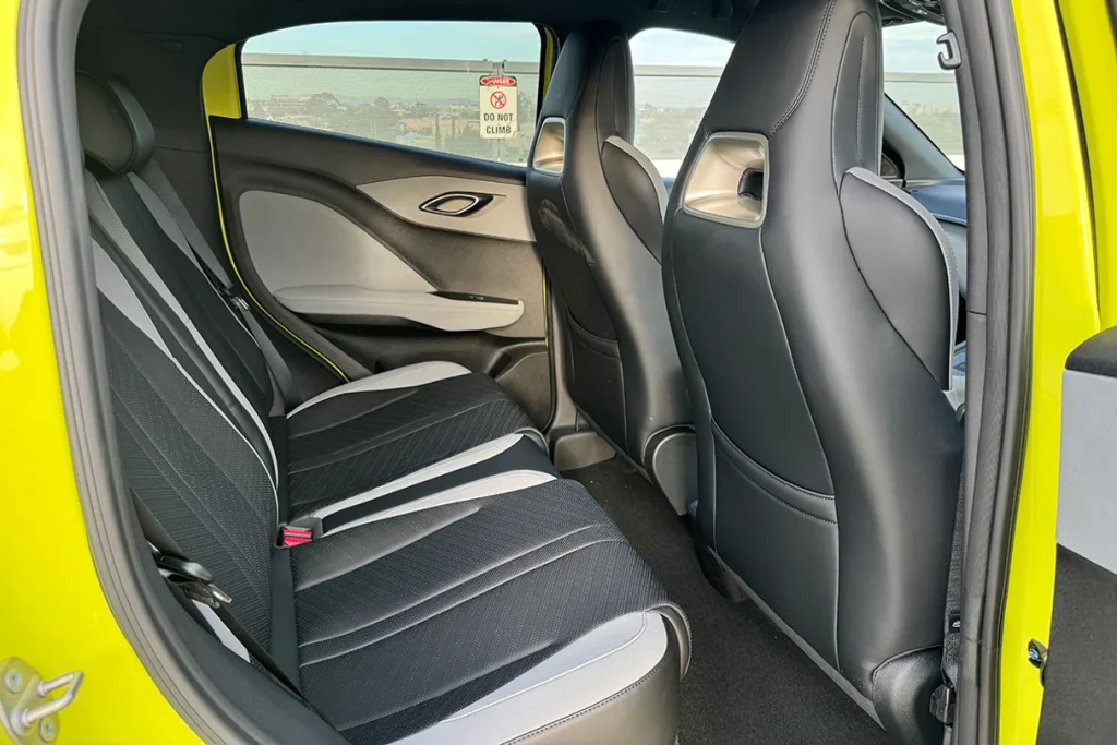 BYD Atto 1 Premium Elektrikli Hatchback