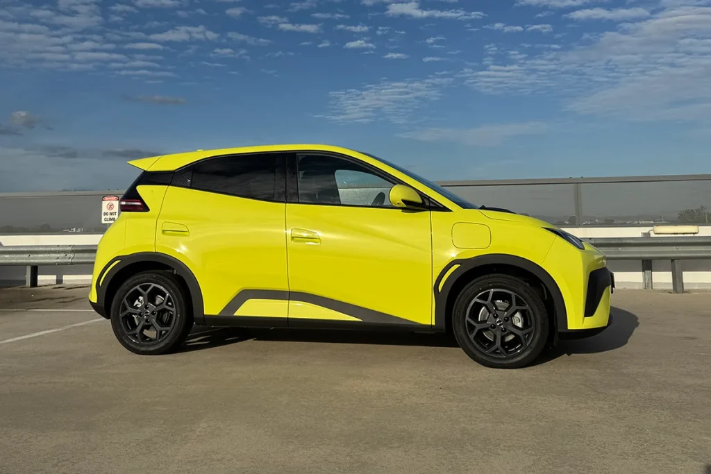 BYD Atto 1 Premium Elektrikli Hatchback