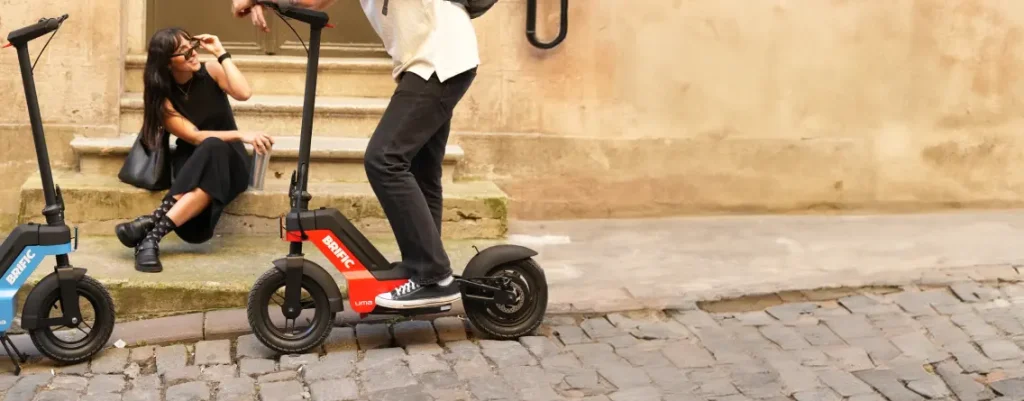 Brific Uma 2200 W Elektrikli Scooter