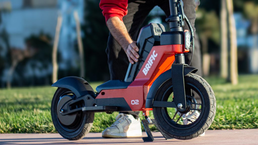 Brific Uma 2200 W Elektrikli Scooter