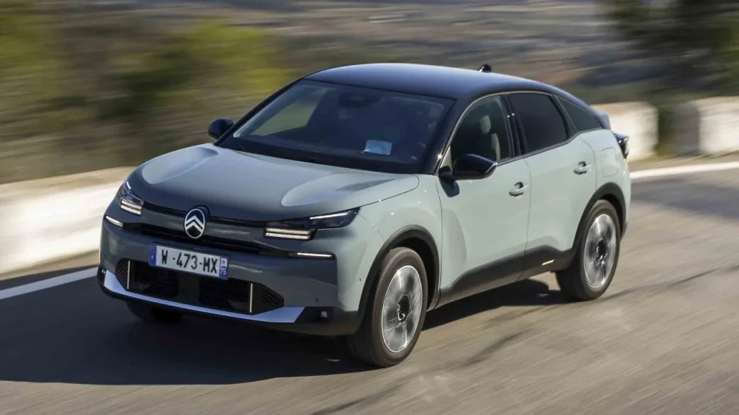 Citroën ë-C4 Elektrikli Araç İncelemesi: Menzil, Performans ve Şarj Süresi