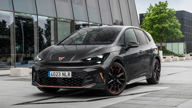 Cupra Born Elektrikli