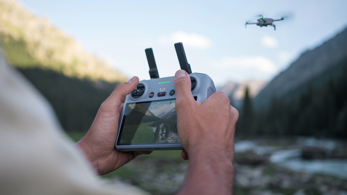 DJI Mini 4 Pro Fly More Combo Rc 2