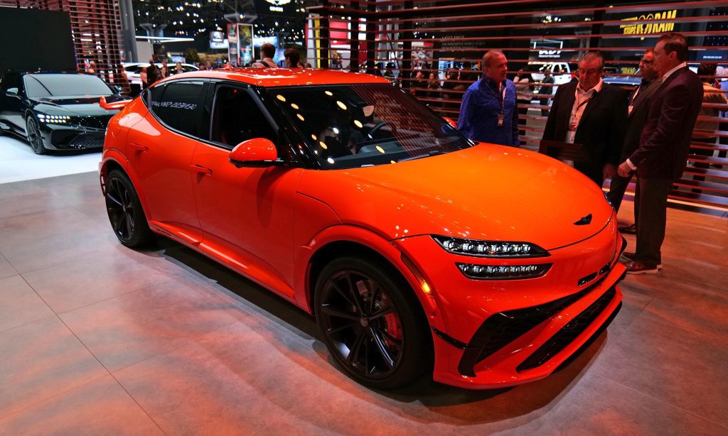 Genesis GV60 Magma Elektrikli Araç