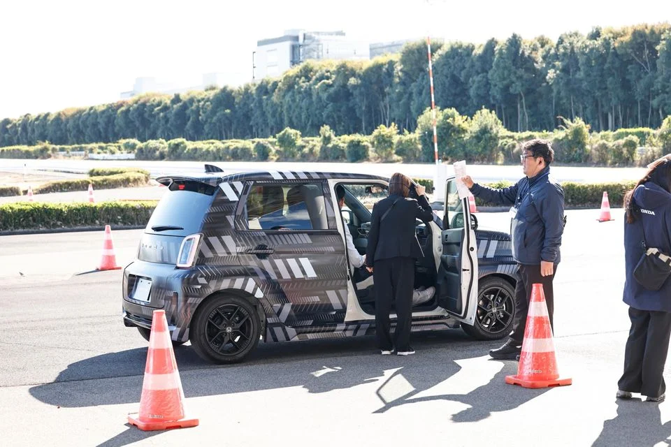 Honda Super-One Mini Elektrikli Araba