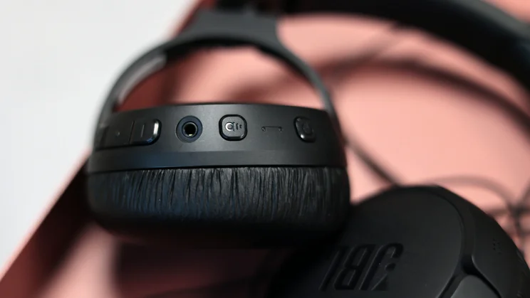 JBL Tune 670BT NC Kablosuz Kulaklık