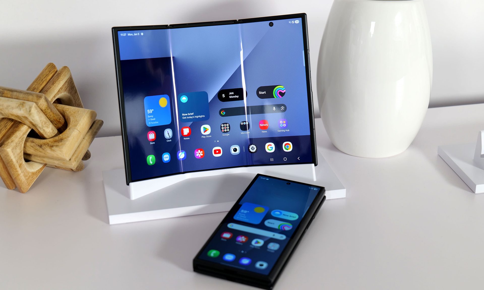 Samsung Galaxy Z Fold 8 ve tri-fold