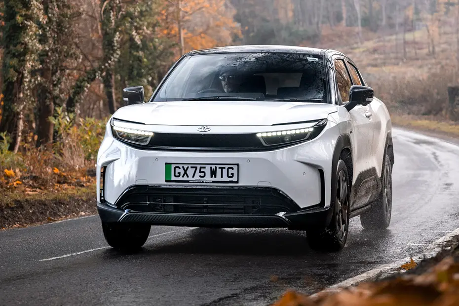 Toyota Urban Cruiser Elektrikli Araba 2026