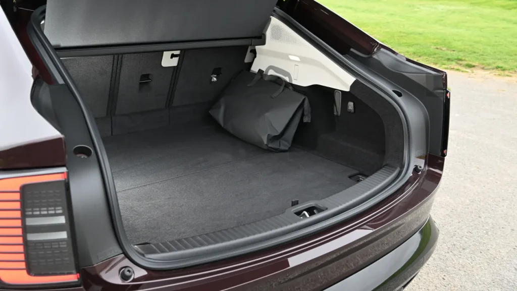 Volvo ES90 Elektrikli Araba