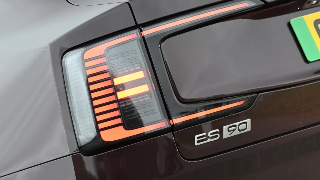 Volvo ES90 Elektrikli Araba 2026