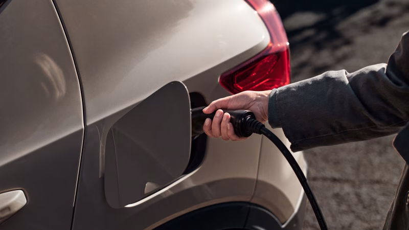 Volvo EX40 Elektrikli SUV 