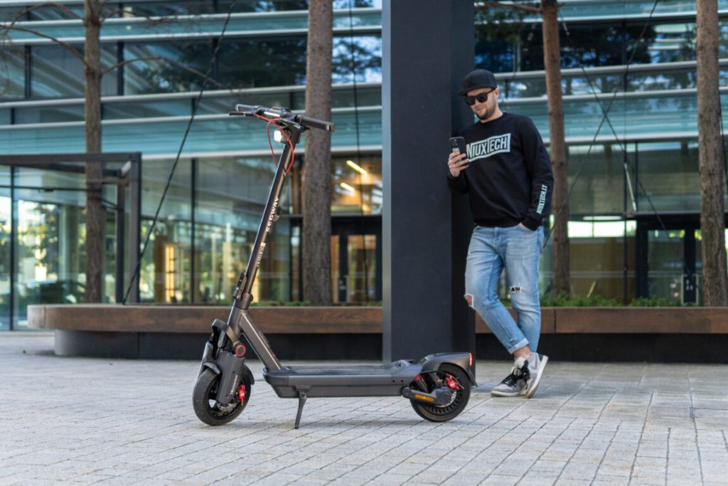 Segway Ninebot MAX G3 Scooter