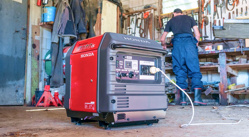 Honda EU 30İS 3 kVA Marşlı Benzinli Jeneratör